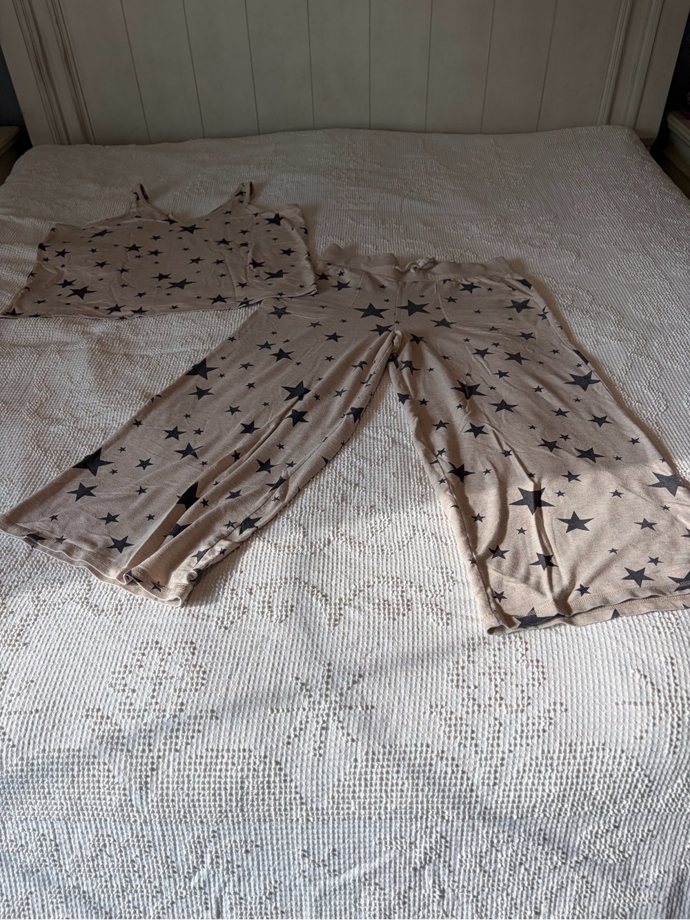 torrid Beige Star-Print PJ/ Loungewear Cami & Wide-Leg PantsSize1X TopSize 3X